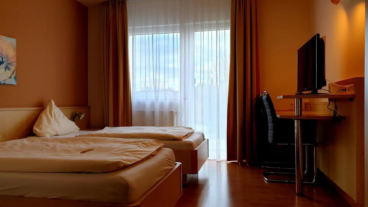 Landgasthof Traube Heidenheim an der Brenz Εξωτερικό φωτογραφία